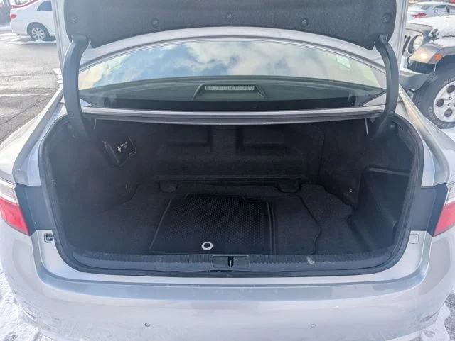 Used 2013 Silver Lexus 300h image 18