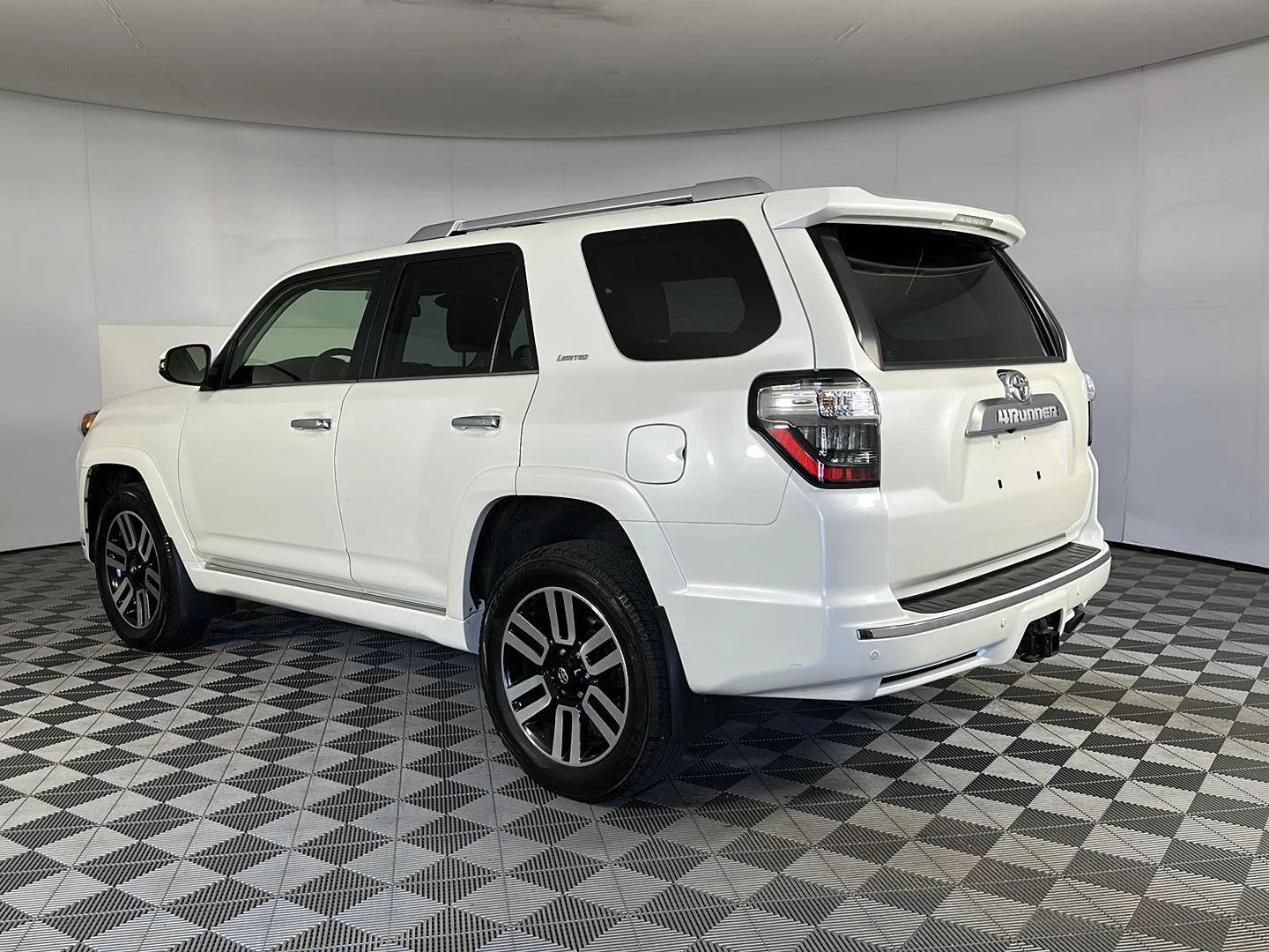 Used 2023 Blizzard Pearl Toyota Limited image 15