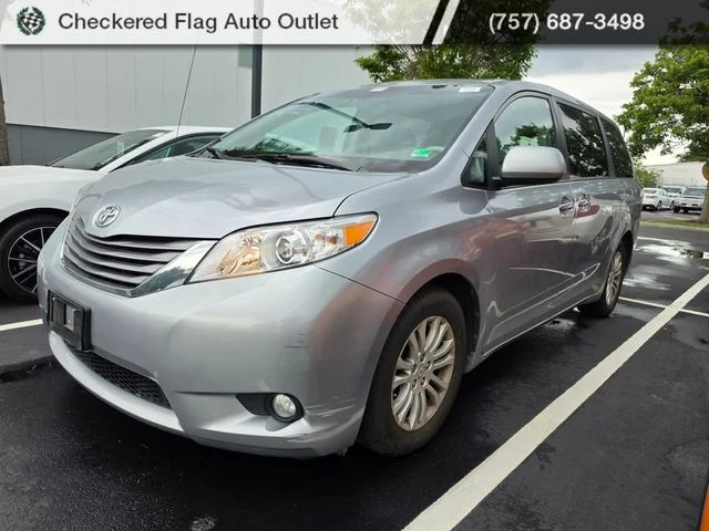 2011 Toyota Sienna XLE