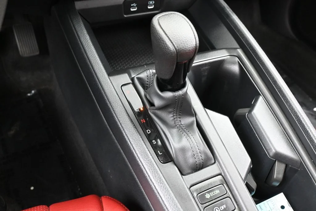 Used 2023 Platinum White Pearl Honda EX image 23
