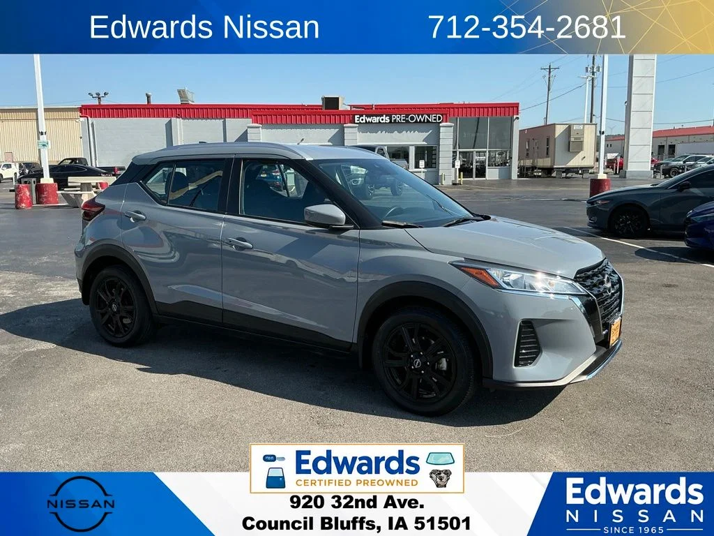 Used 2024 Gray Nissan SV image 1