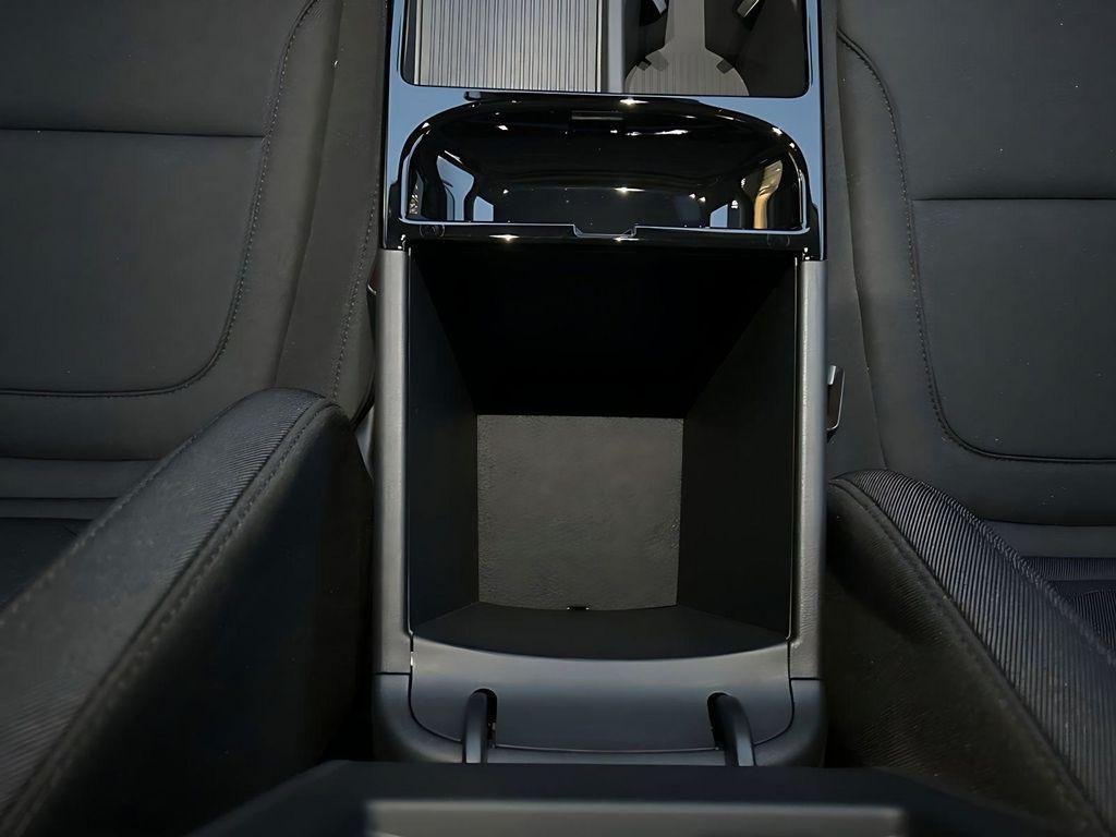 New 2026 White Hyundai Blue image 22