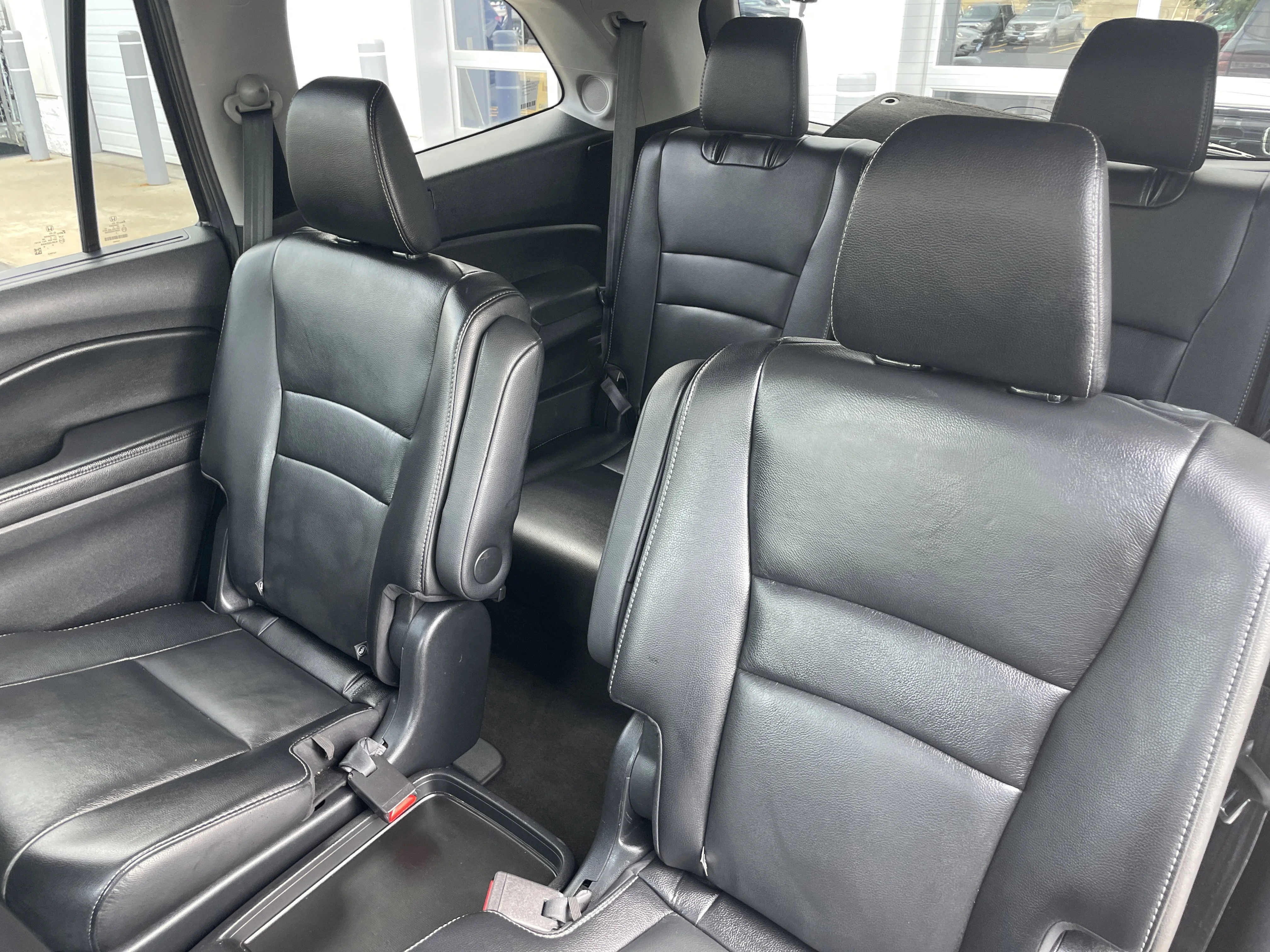 Used 2020 Gray Honda Touring 7-Passenger image 15