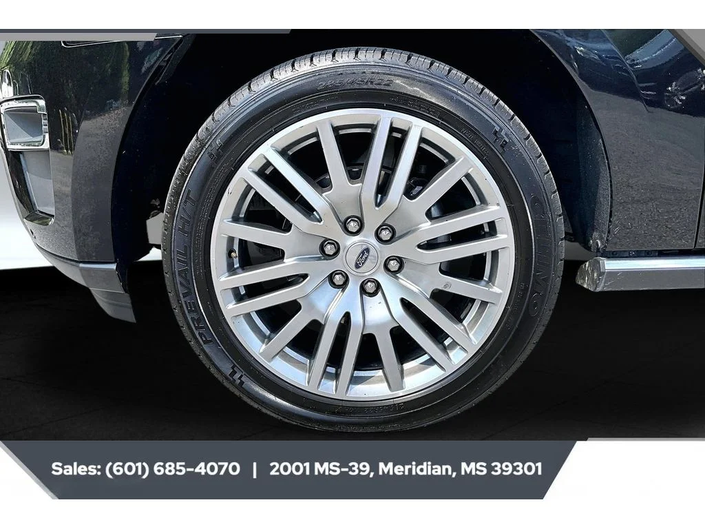 Used 2024 AGATE BLACK METALLIC Ford Limited image 7