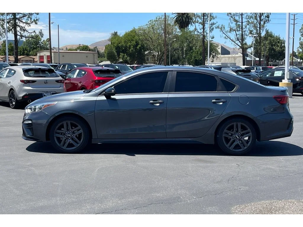 Used 2021 Gravity Gray Kia GT-Line image 3