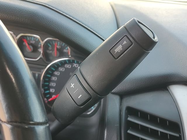 Used 2019 Gray GMC SLE image 18