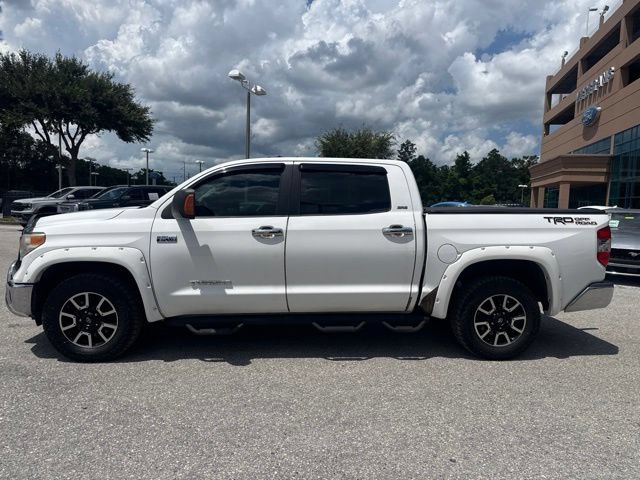 Used 2014 Super White Toyota SR5 Crew Cab Pickup image 2