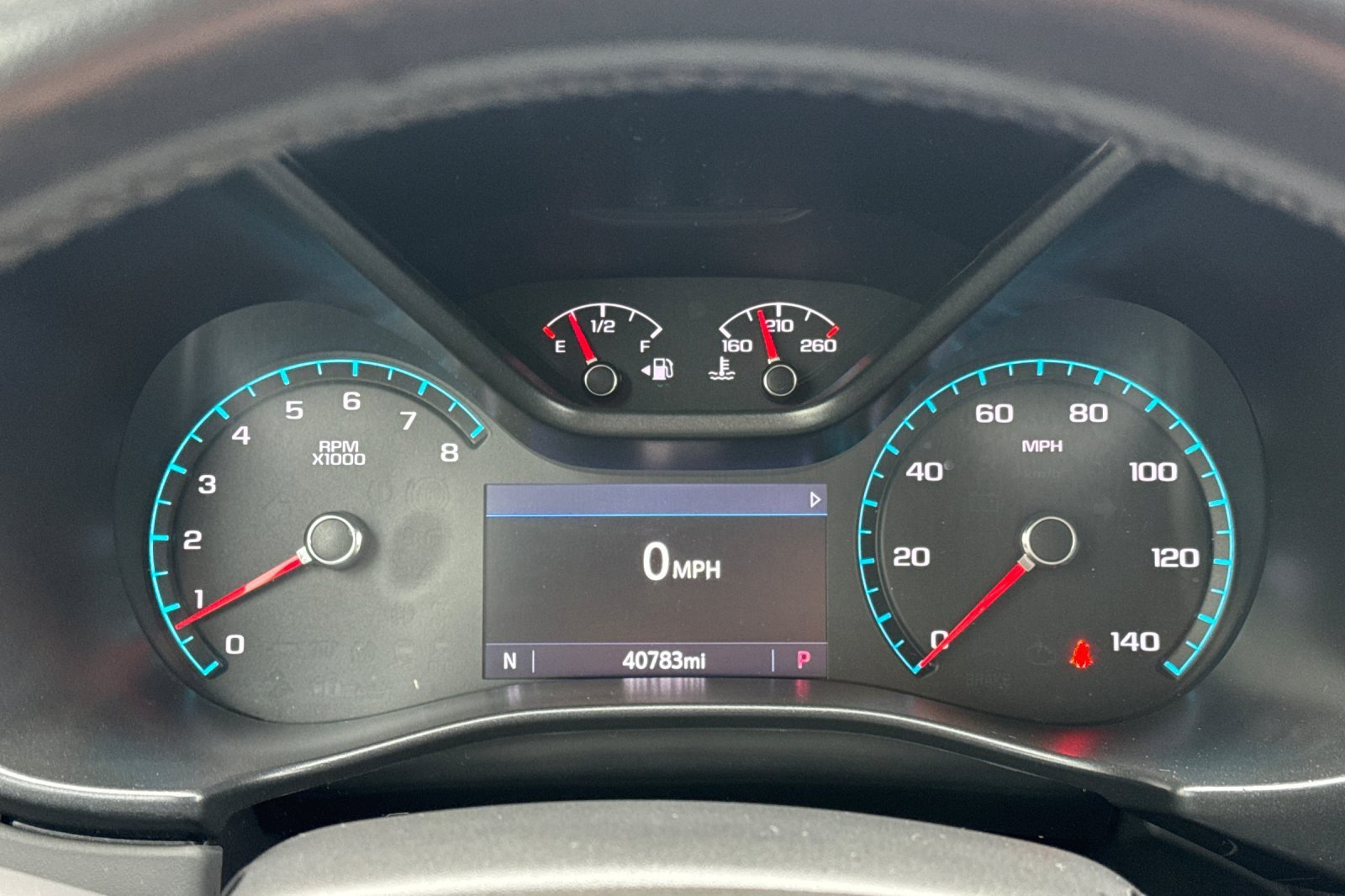Used 2021 Summit White GMC 4WD Elevation image 23