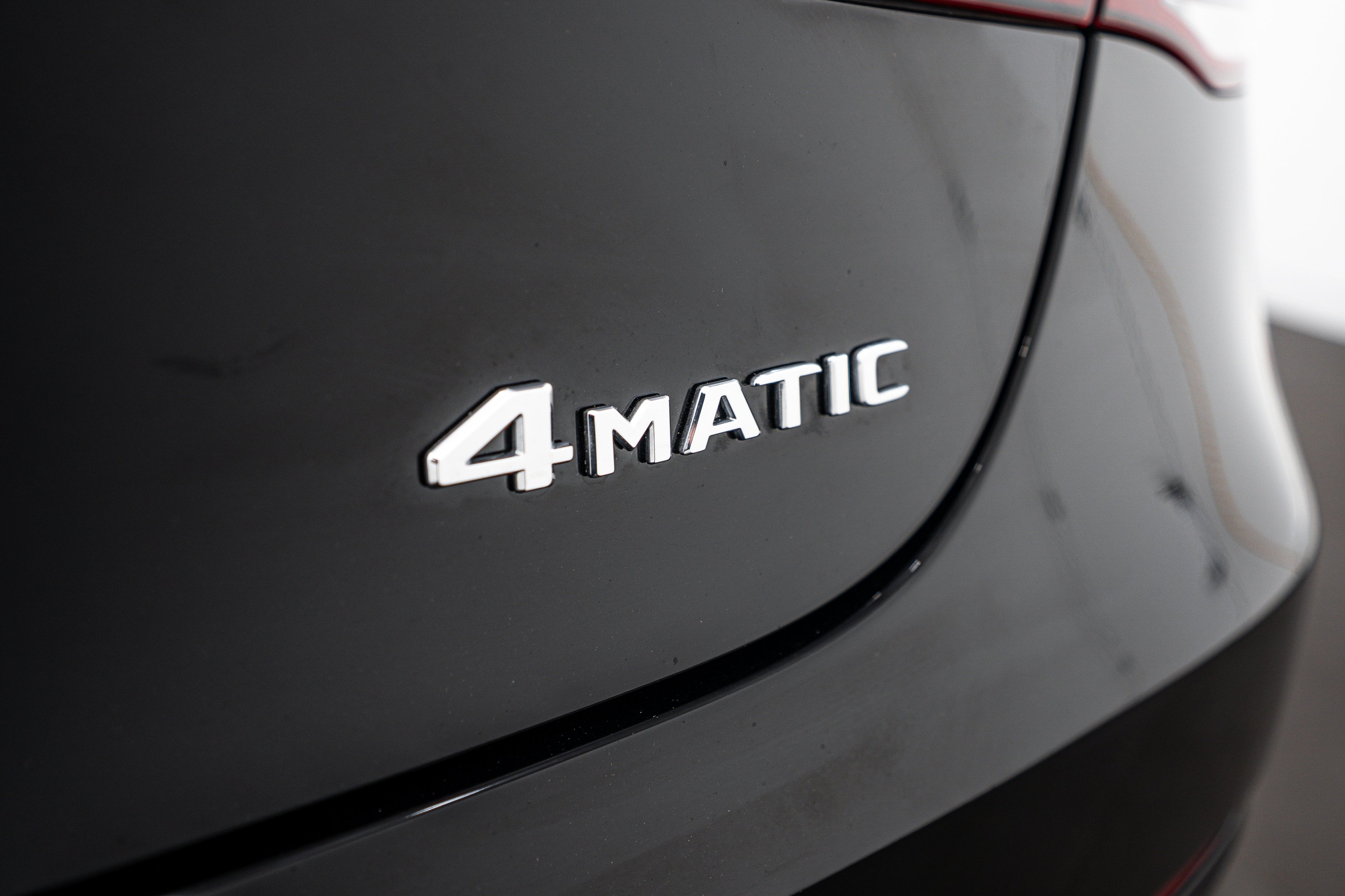 Used 2020 Black Mercedes-Benz GLC 300 image 20