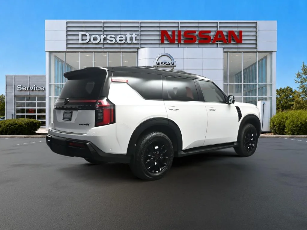 New 2025 2t Wht Blk Nissan PRO-4X® image 6
