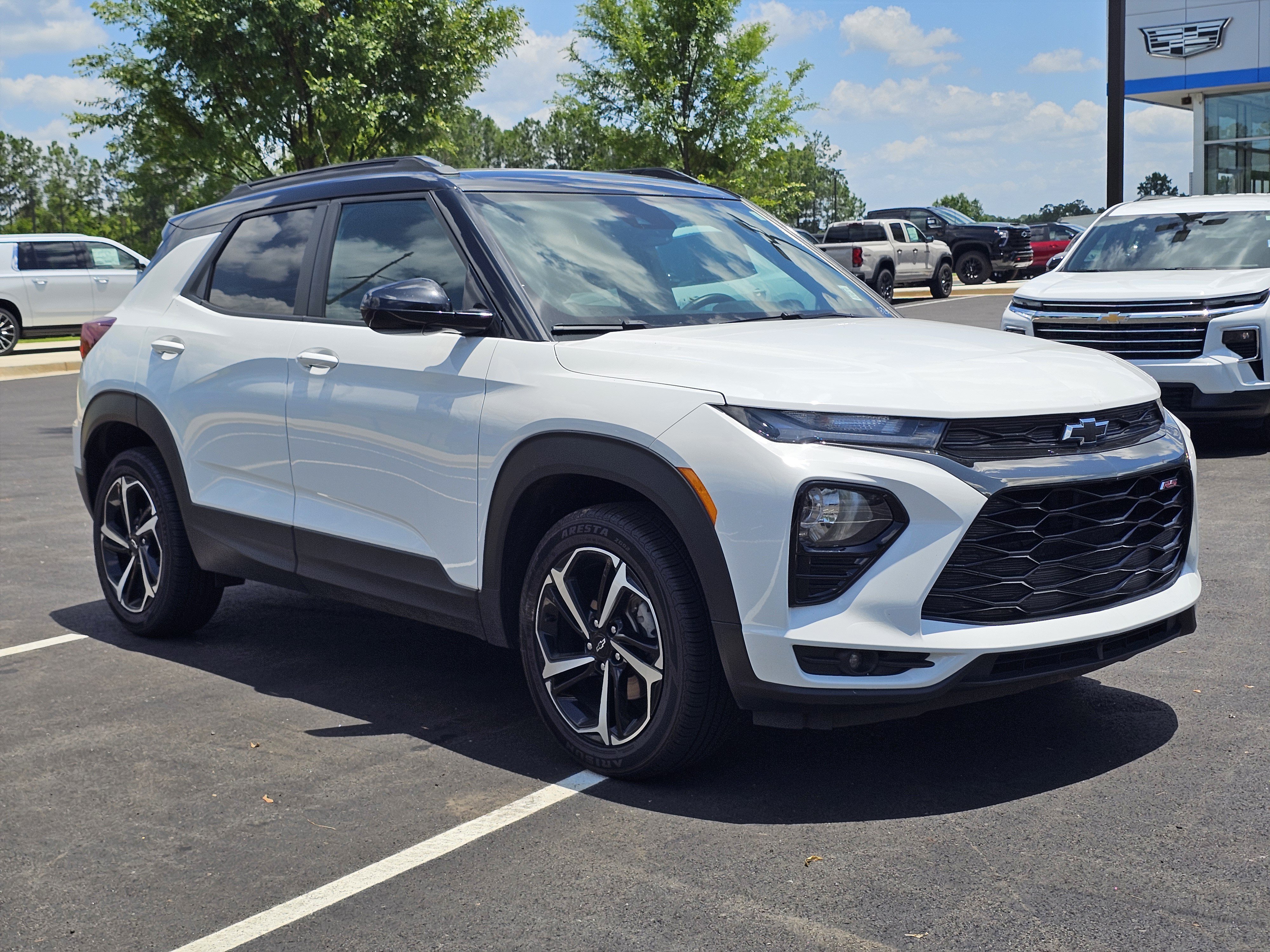 Used 2023 Summit White Chevrolet RS image 7