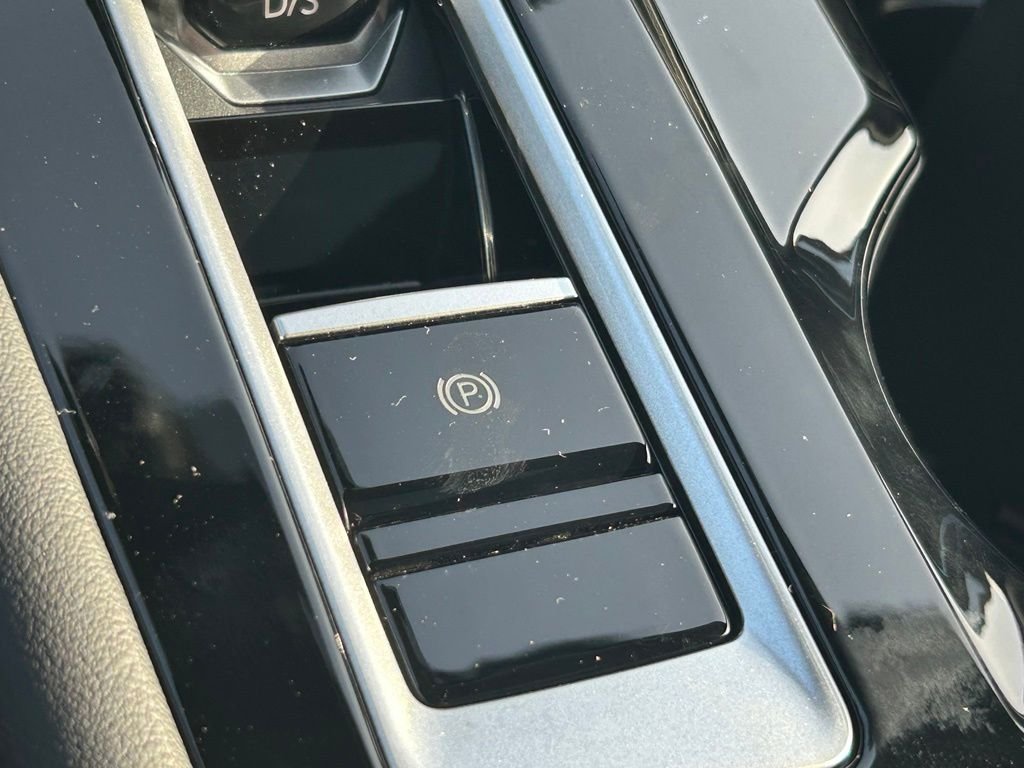 New 2026 Black Volkswagen SE w/Technology image 50