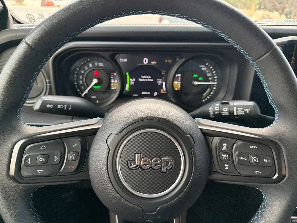Used 2024 Gray Jeep Rubicon 4xe image 13