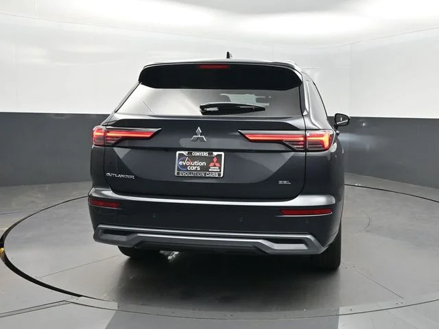 2025 Mitsubishi Outlander SEL - Photo 5