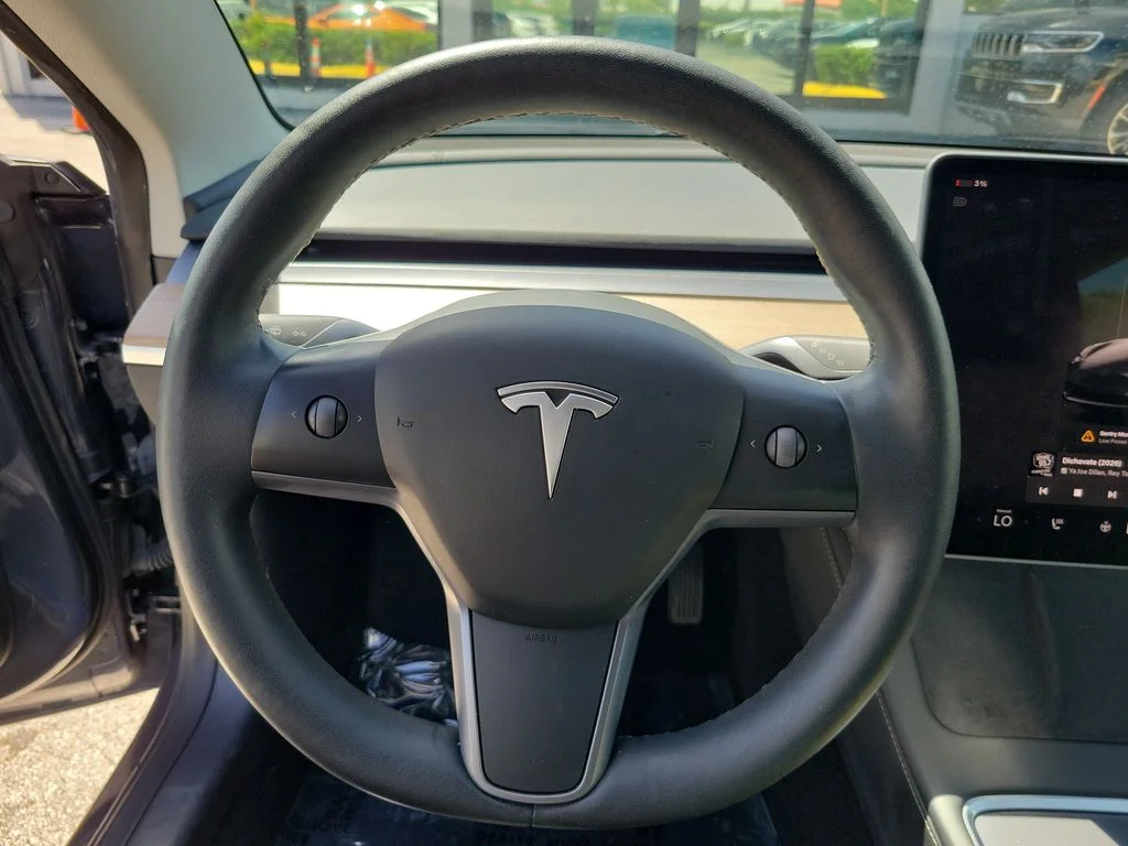 Used 2023 Gray Tesla Base image 27
