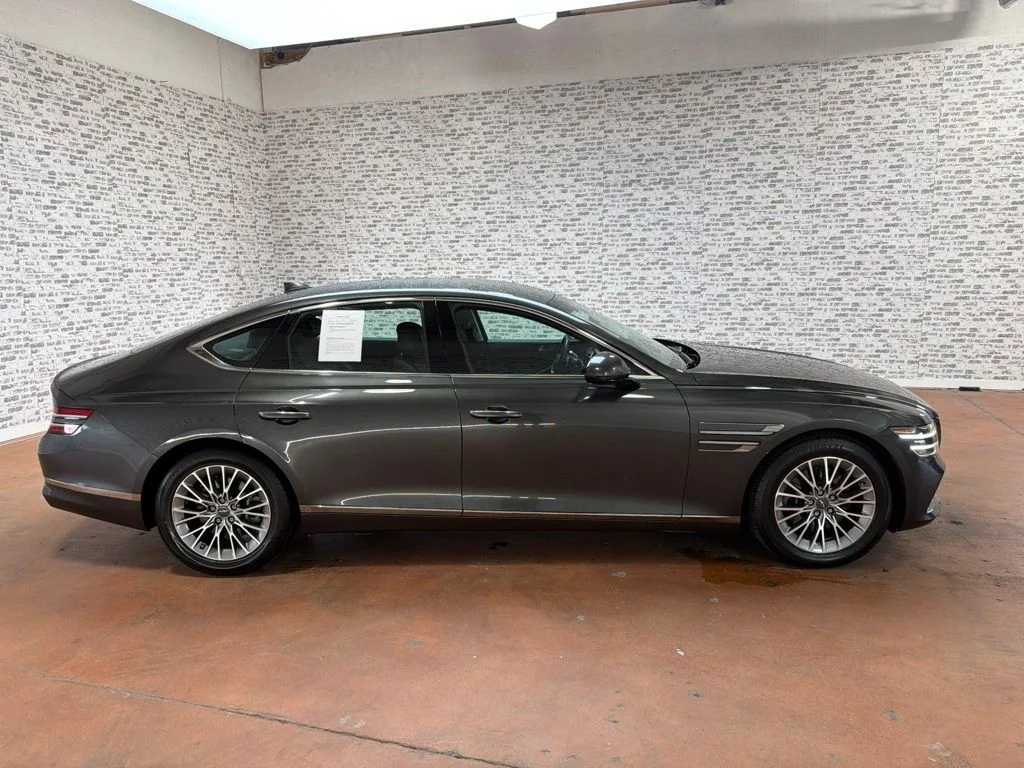 Used 2023 Gray Genesis 2.5T image 8