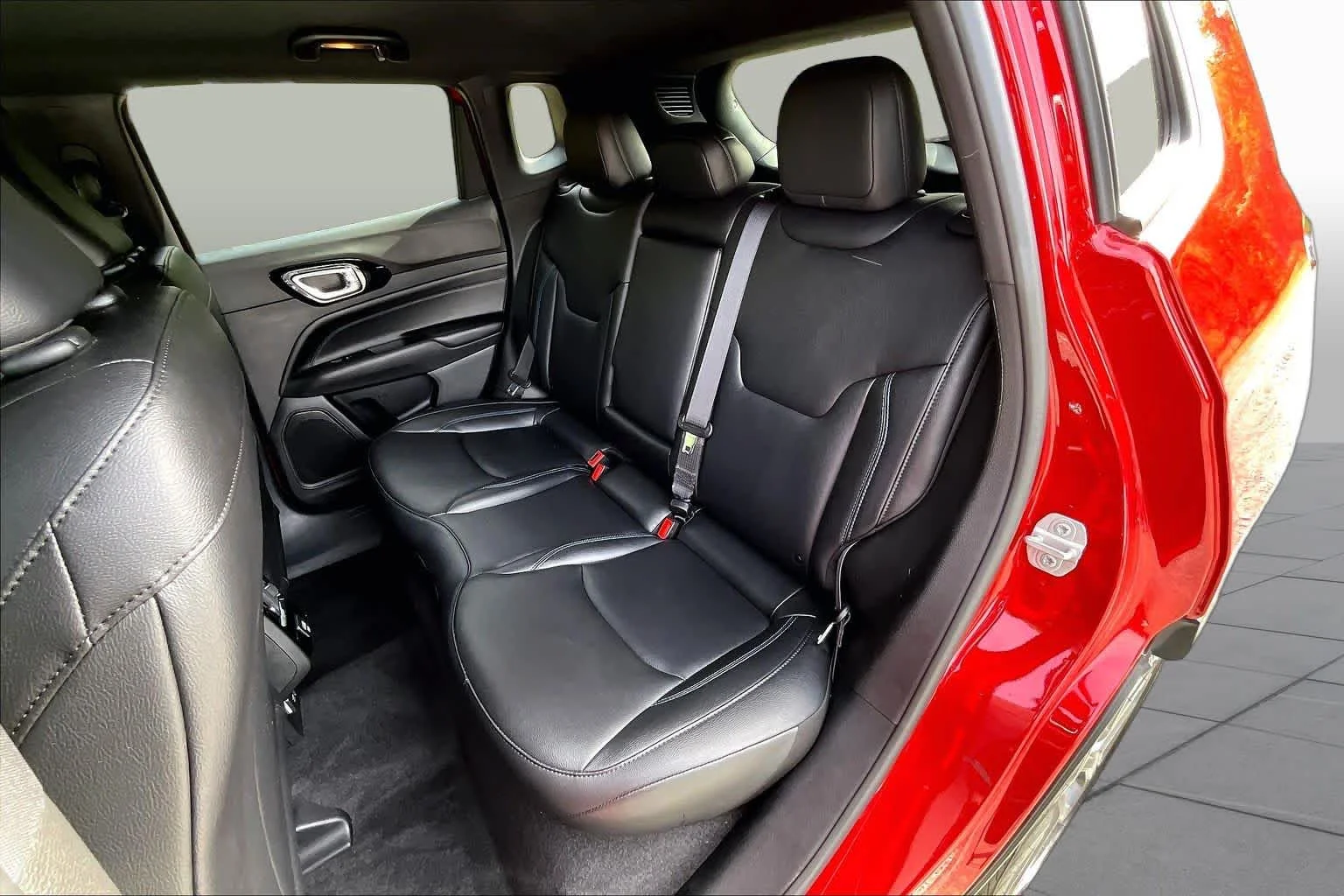 Used 2026 Red Hot Pearlcoat Jeep Limited Altitude image 20