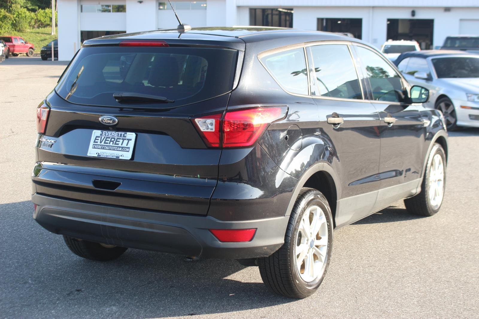 Used 2019 Black Ford S image 7