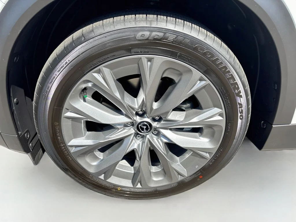 New 2026 Rhodium White Premium Mazda 3.3 Turbo Premium Plus AWD image 34