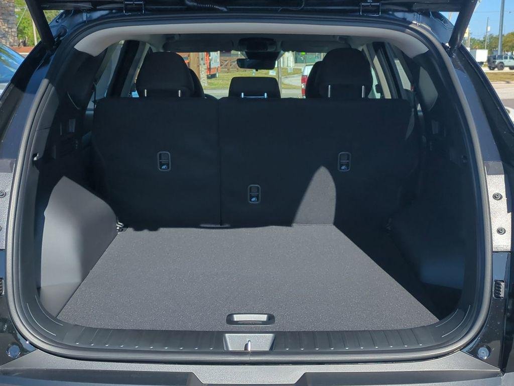 New 2026 Gray Hyundai SEL AWD image 8