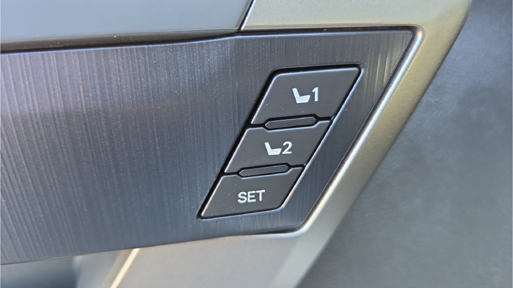 New 2026 Wind Chill Pearl Toyota Platinum i-FORCE MAX image 44
