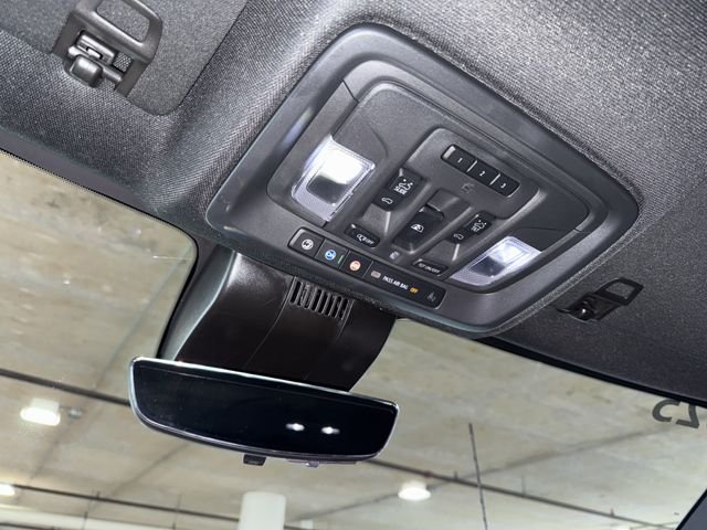 Used 2025 Summit White GMC AT4 image 32