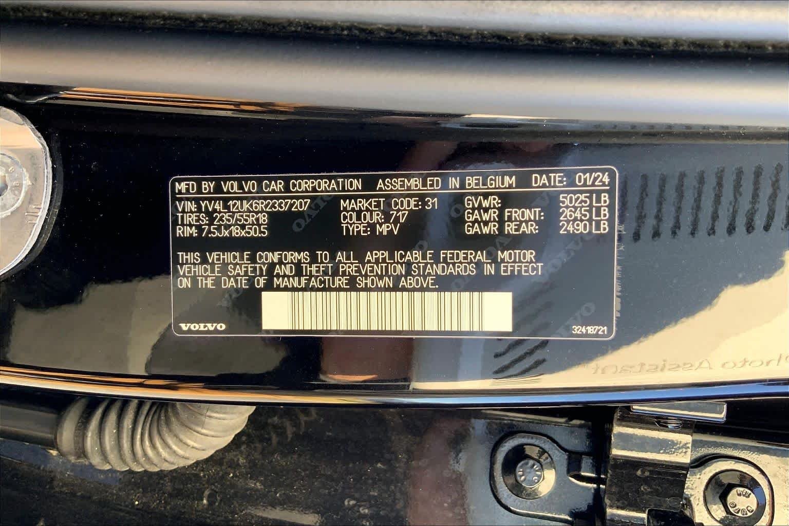 2024 Volvo XC40 Core - Photo 31