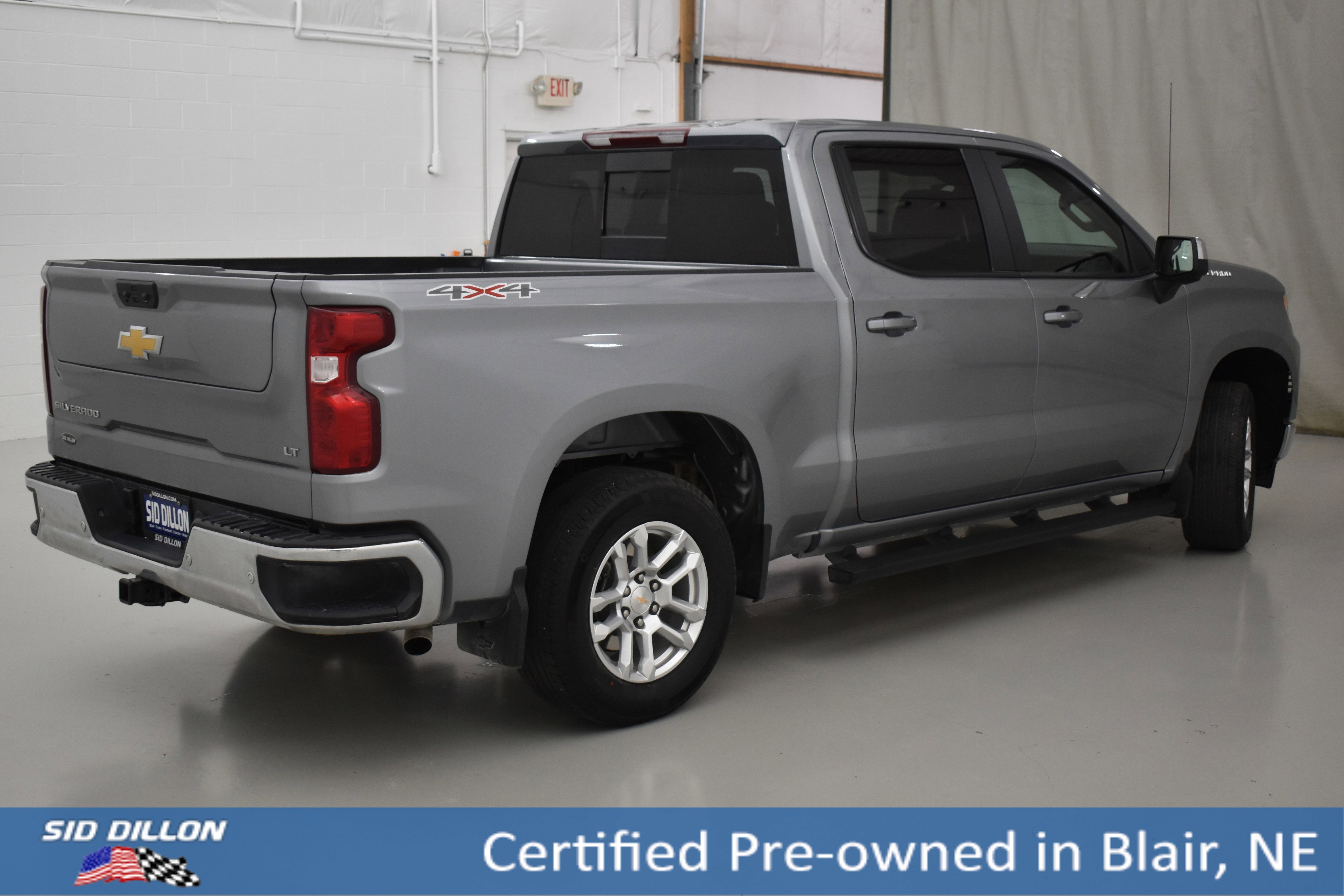 Certified Used 2025 Sterling Gray Metallic Chevrolet LT image 13