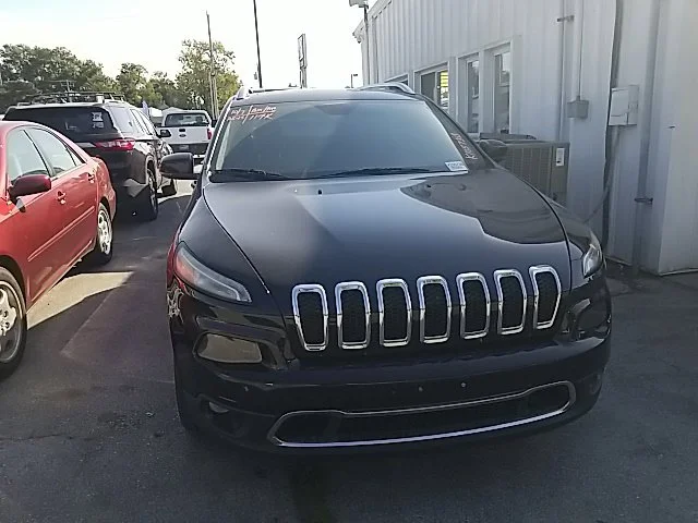 Used 2015 Black Jeep Limited image 6