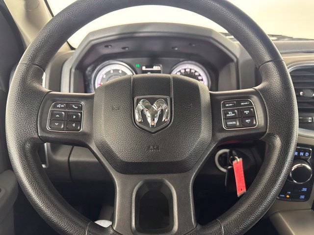 Used 2015 White Ram SLT image 17