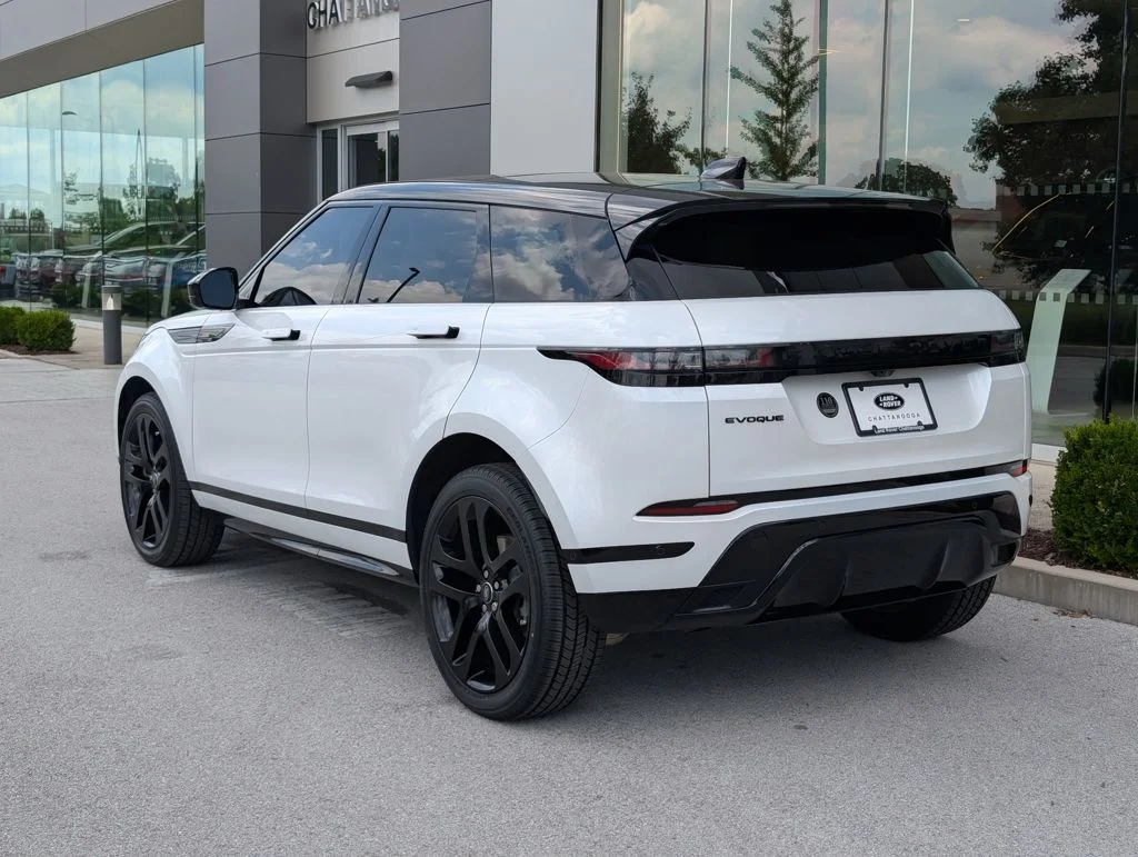 Certified Used 2024 White Land Rover Dynamic image 3