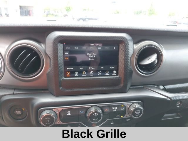 Used 2023 Green Jeep Willys image 16
