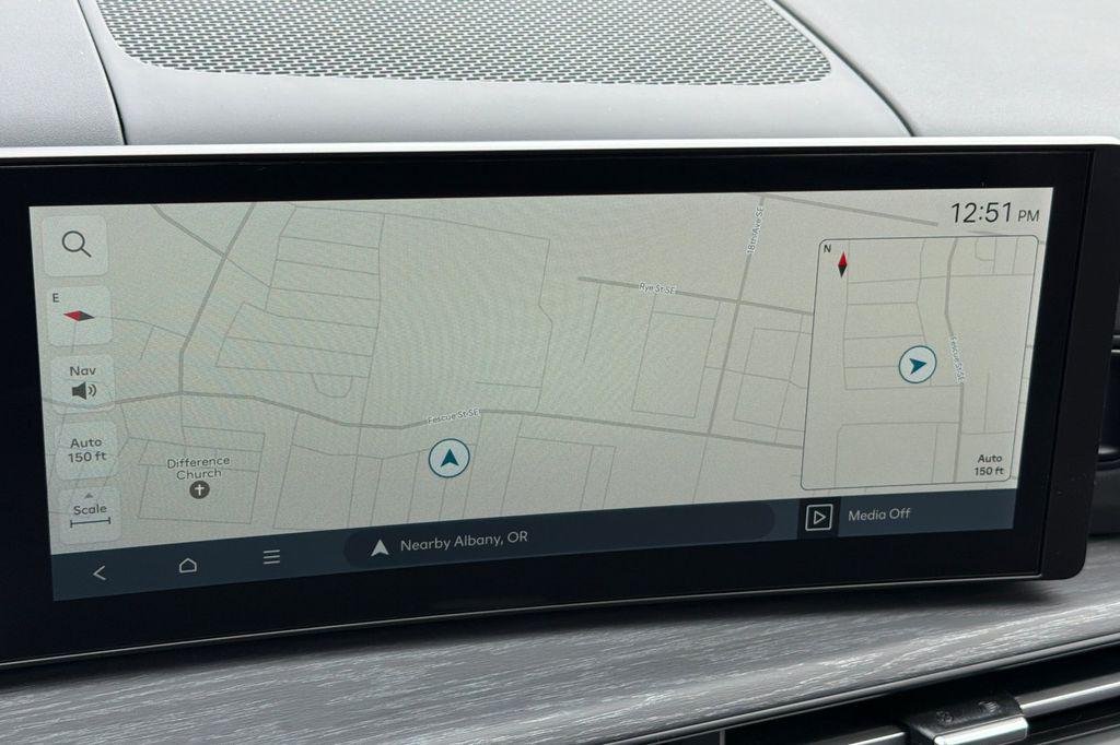 2026 Hyundai Santa Fe Limited - Photo 17