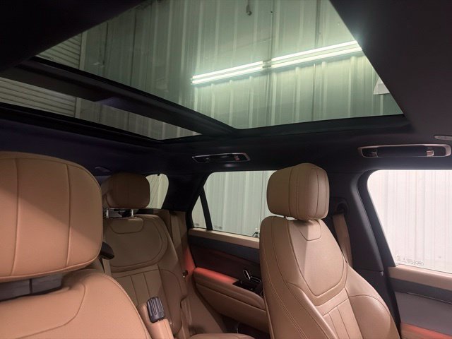 Certified Used 2024 Fuji White Land Rover SE image 22