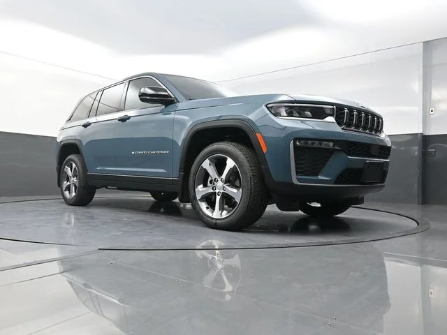 New 2026 Steel Blue Exterior Paint Jeep Limited image 19