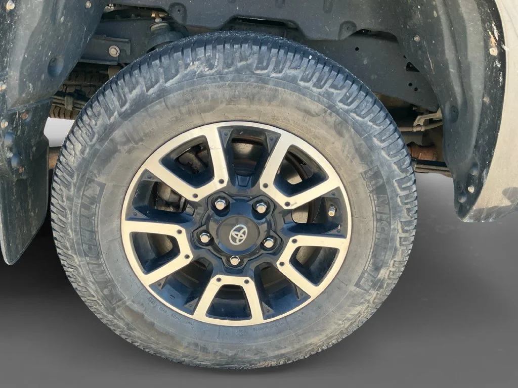 Used 2018 Gray Toyota Limited image 10
