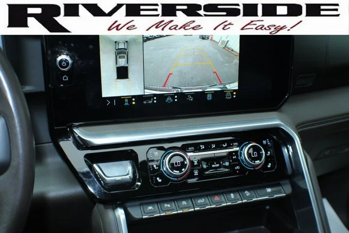 Certified Used 2023 White Frost Tricoat GMC Denali image 14