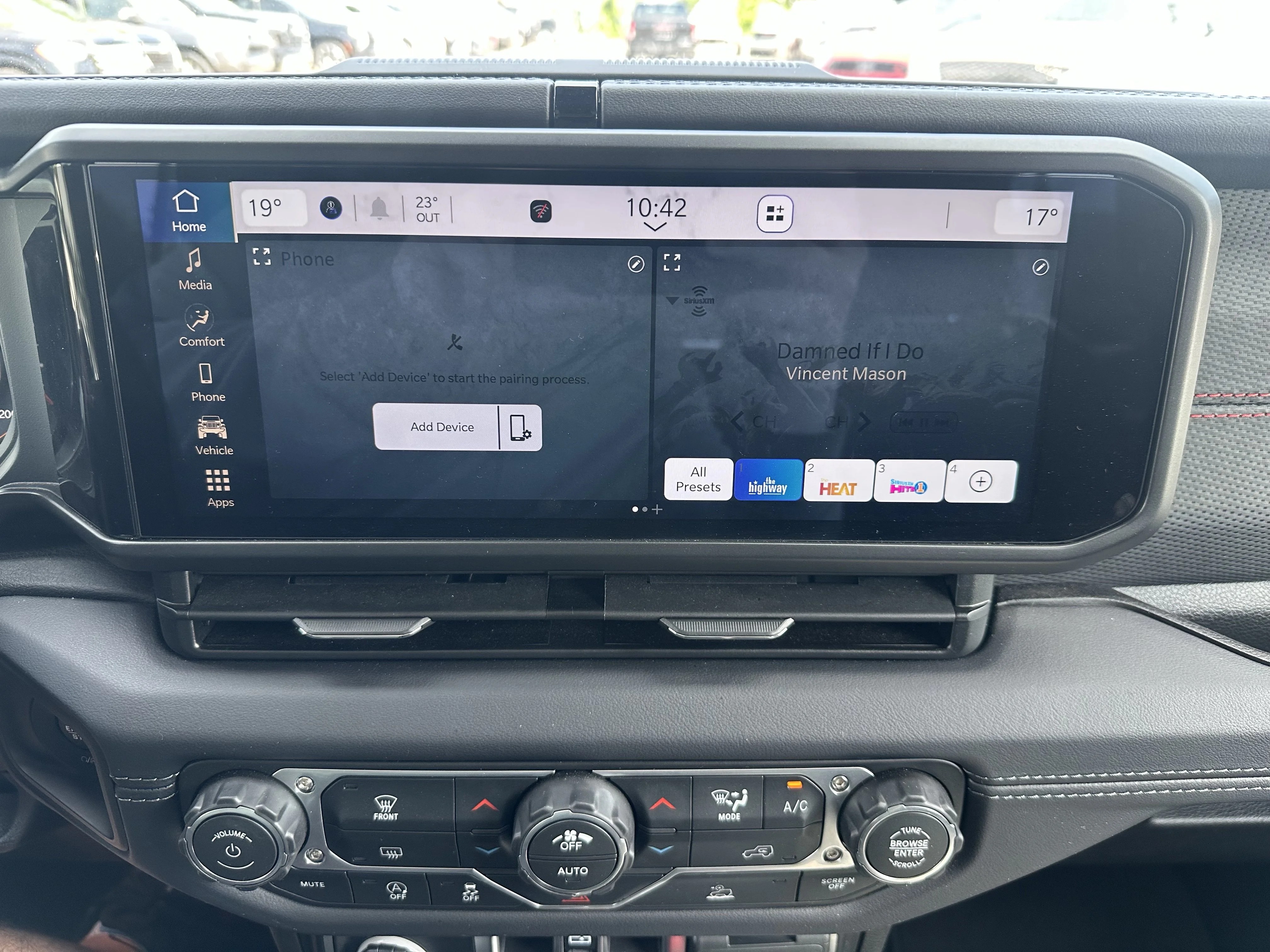 Certified Used 2026 41 Jeep Rubicon image 14