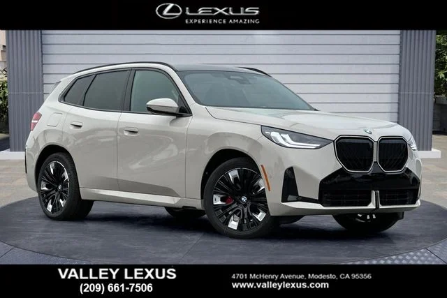 2026 BMW X3 30 XDRIVE's photo