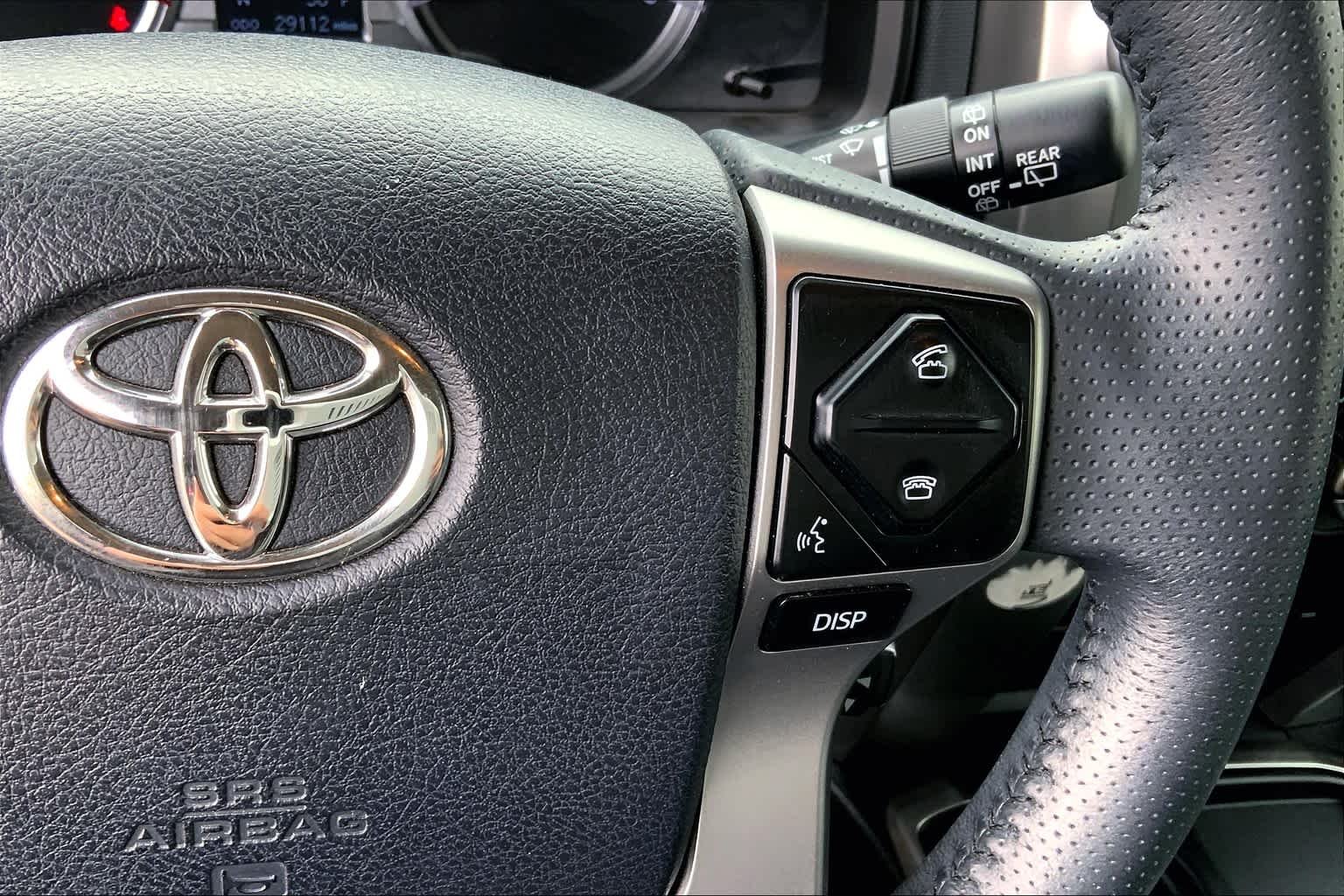 Used 2018 Midnight Black Metallic Toyota SR5 Premium image 23