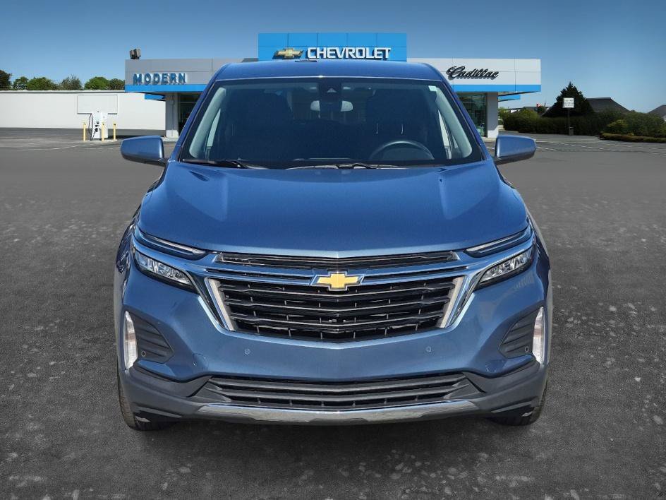 Used 2024 Lakeshore Blue Metallic Chevrolet LT image 8
