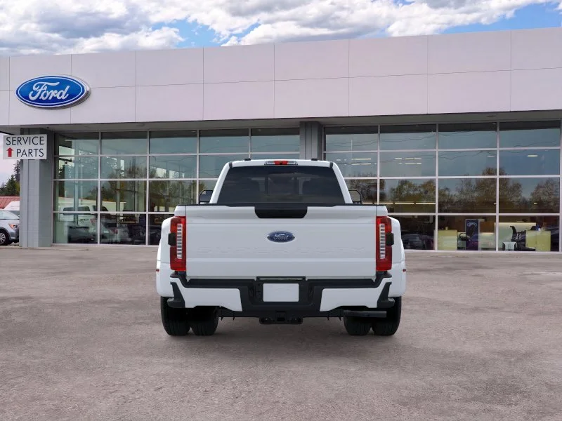New 2026 Oxford White Ford F-350® XL image 5