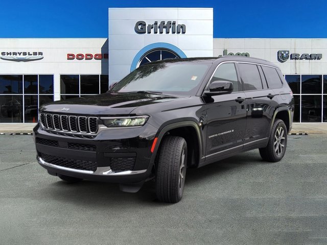 New 2027 High-Gloss Black Paint Jeep  image 11