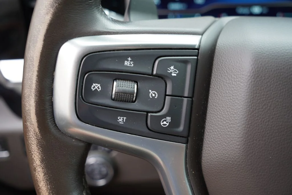 Used 2023 Iridescent Pearl Tricoat Chevrolet LTZ image 35