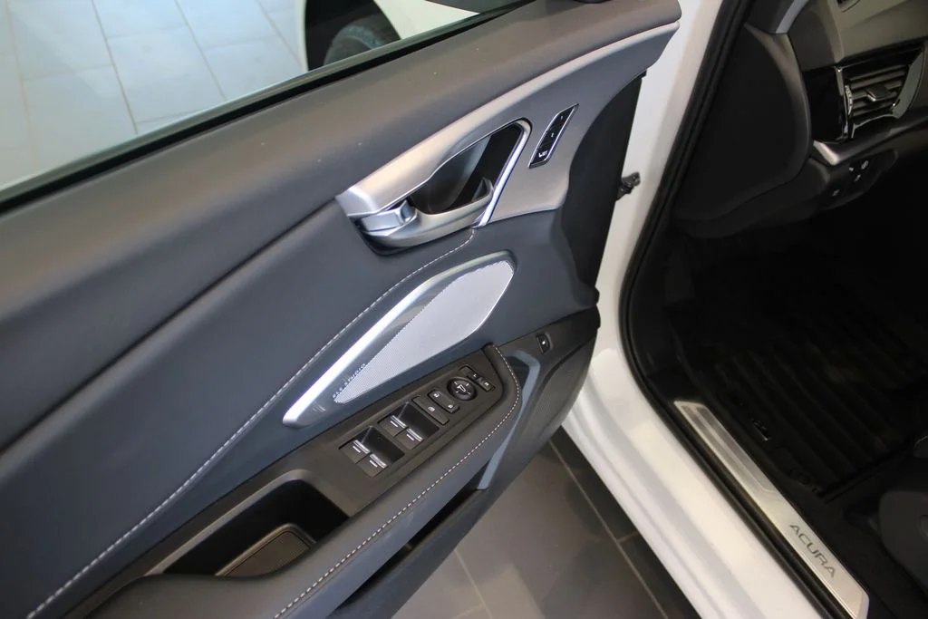 New 2026 Platinum White Pearl Acura Technology Package image 28