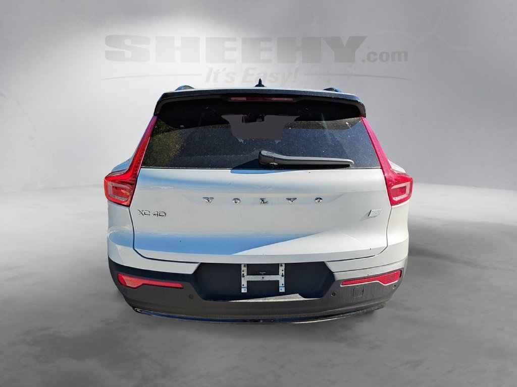 Used 2023 White Volvo Twin Plus image 16