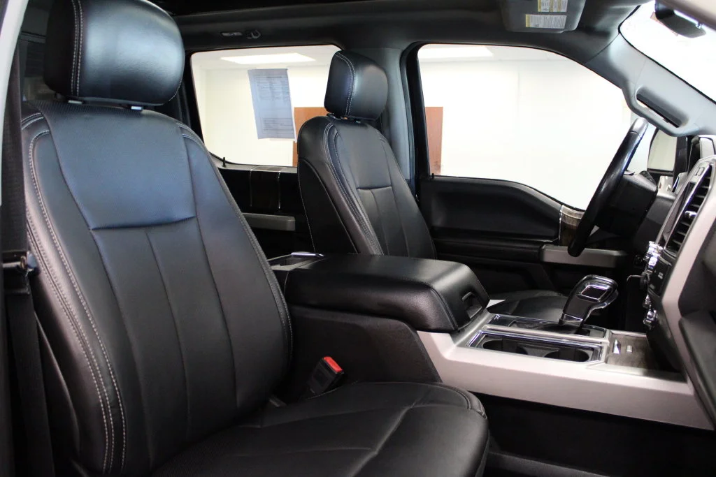 Used 2018 Shadow Black Ford Lariat image 61