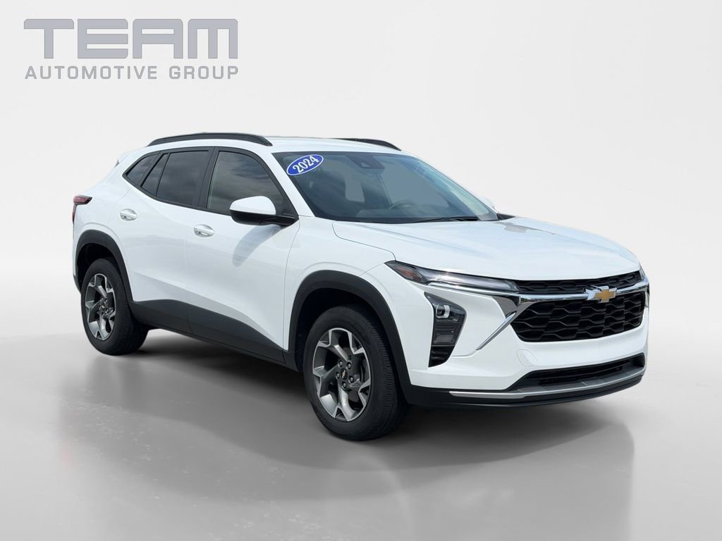 2024 Chevrolet Trax LT's photo