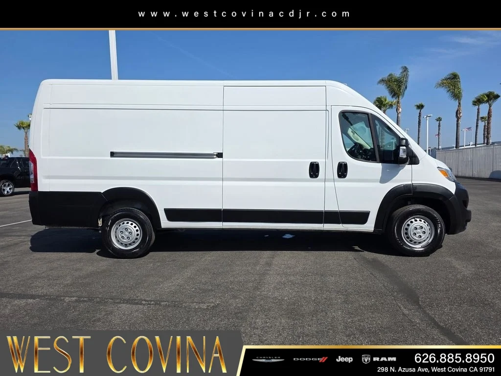 Used 2025 White Ram High Roof image 8