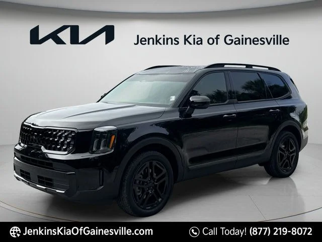 Used 2025 Black Kia EX X-Line image 3